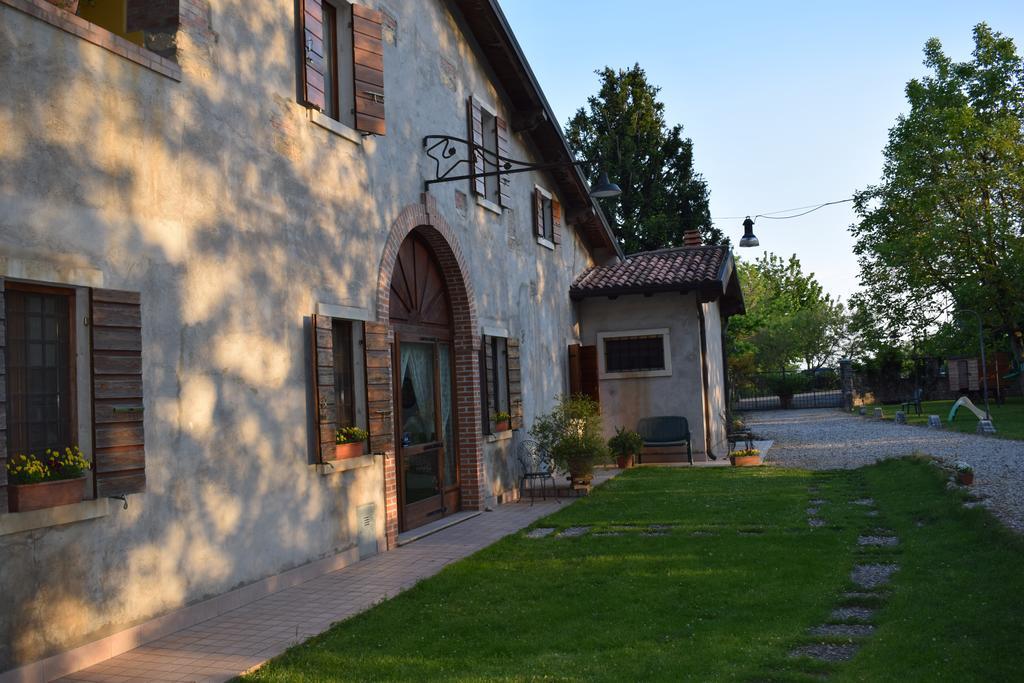Agriturismo Fior Di Pesco Hotel Сомакампаня Екстериор снимка