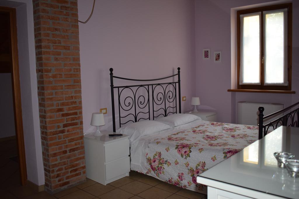 Agriturismo Fior Di Pesco Hotel Сомакампаня Екстериор снимка