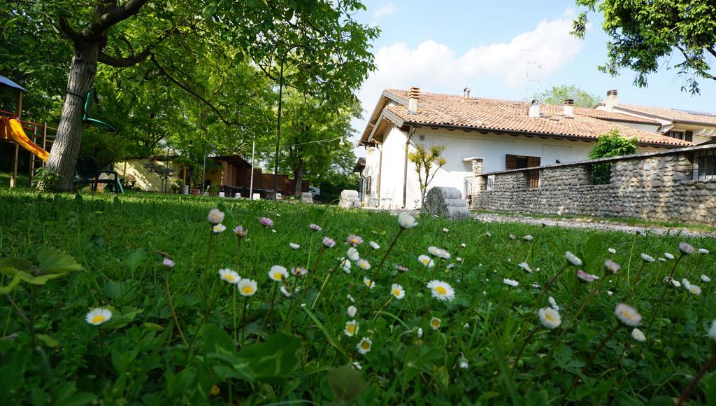 Agriturismo Fior Di Pesco Hotel Сомакампаня Екстериор снимка